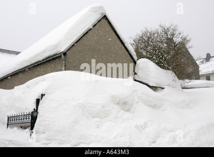 Nevicato in apartment house a Oberwiesenthal, Monti Metalliferi, Erz Monti Metalliferi, Bassa Sassonia, Germania Foto Stock