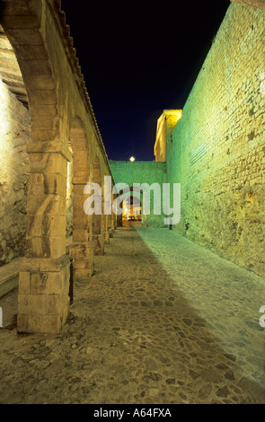 Patio des Armas presso il Portal de Ses Taules city gate, Dalt Vila, Ibiza Foto Stock