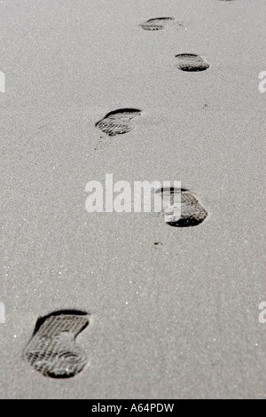 Orme di sabbia su una spiaggia della Cornovaglia Foto Stock