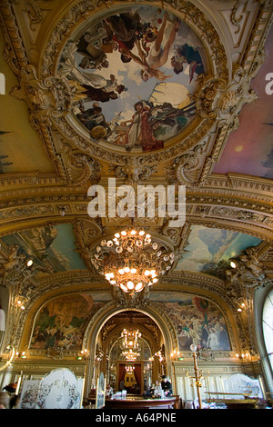 Il ristorante Le Train Bleu - Parigi - Francia Foto Stock