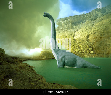 Brachiosaurus nel lago del cratere del vulcano attivo Foto Stock