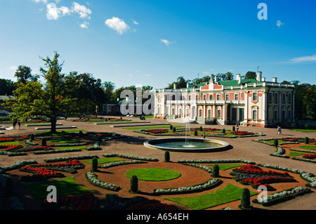 Flower Garden nel Palazzo Kadriorg costruito tra il 1718 36 residenza del presidente di Tallinn Foto Stock