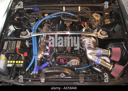 Modificato high performance giapponese Nissan Skyline RB26DETT motore con turbocompressore unico Foto Stock