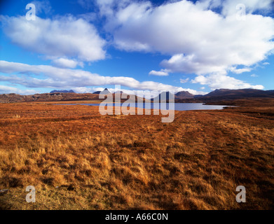 Inverpolly montagne vista dal villaggio di Achnahaird, Coigach. Foto Stock