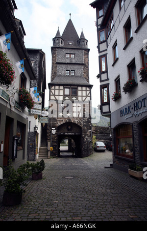 Storica città pittorica di Bacharach in Germania sul fiume Rhein Foto Stock