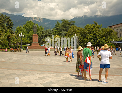 Piazza Lenin, Promenade e dal lungomare di Jalta, Crimea, Ucraina, South-Easteurope, Europa Foto Stock
