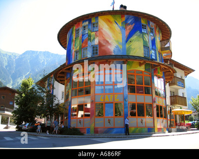 Cafe Rundum hotel restaurant Kramerwirt e Trodlkeller Mayrhofen Zillertal Tirolo Austria Foto Stock