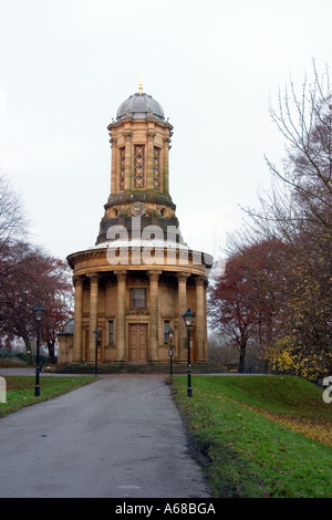 Regno riforma Chiesa Saltaire Bradford West Yorkshire parte del sito del Patrimonio Mondiale nel villaggio fondata da Sir Tito sale Foto Stock