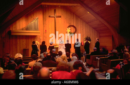 Un paese bellissimo matrimonio nel nord del Minnesota. Nisswa Minnesota USA Foto Stock