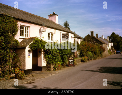 Regno Unito Devon Lydford village Castle Inn paese rurale pub Foto Stock