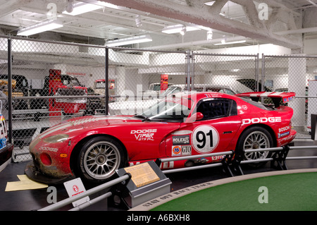 2000 Dodge Viper GTS-R American LeMans auto racing presso la Walter P Chrysler Museum di Auburn Hills Michigan Foto Stock