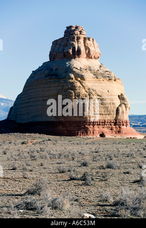 Formazione rocciosa conosciuta come la chiesa Rock in Canyonlands Utah Foto Stock