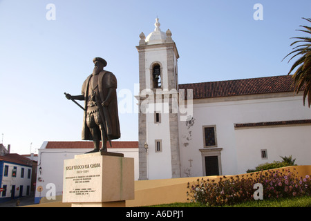 Statua di Vasco da Gama l'esploratore portoghese di Sines in Portogallo Foto Stock