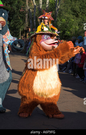 Re Louie, Mickey's Jammin Jungle Parade, Regno Animale, Disney World, a Orlando, Florida, Stati Uniti d'America Foto Stock