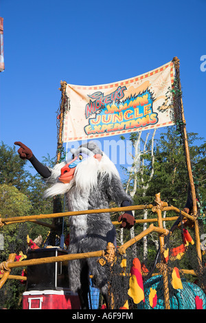 Rafiki, Mickey's Jammin Jungle Parade, Regno Animale, Disney World, a Orlando, Florida, Stati Uniti d'America Foto Stock