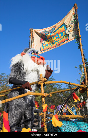 Rafiki, Mickey's Jammin Jungle Parade, Regno Animale, Disney World, a Orlando, Florida, Stati Uniti d'America Foto Stock