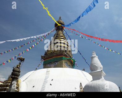 Stupa buddisti di Swayambhunath in Kathmandu, Nepal Foto Stock