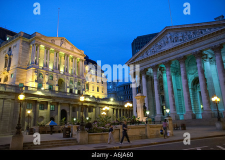 Città di Londra il quartiere finanziario di Londra la spesa banca spesa borsa economia finanza Inghilterra Gran Bretagna Regno Unito Foto Stock