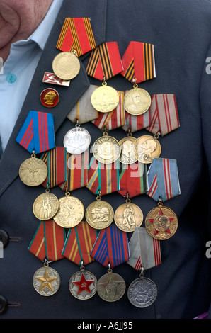 Russo il veterano di guerra durante il sessantesimo anniversario della Yuzhno Sakhalinsk Russia 2005 Foto Stock