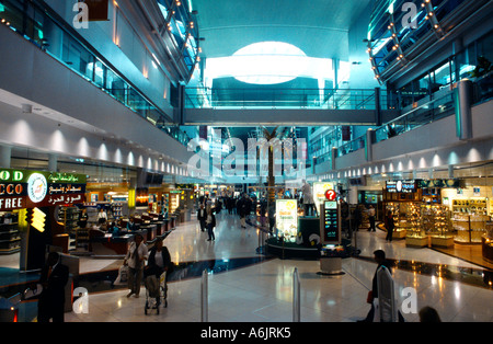 Emirati Arabi Uniti Dubai International Airport Terminal Sheikh Rashid Duty Free Foto Stock