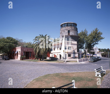 Galleria d'arte, Quartiere Vecchio e la Colonia del Sacramento Colonia, Repubblica di Uruguay Foto Stock