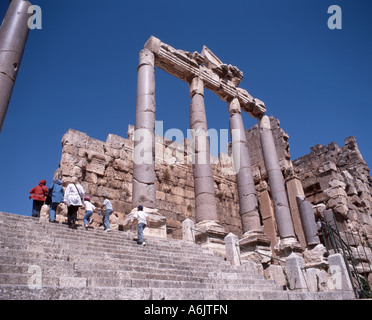 Tempio di Giove ingresso, i Propilei, Baalbeck, Bekaa Valley, Repubblica del Libano Foto Stock