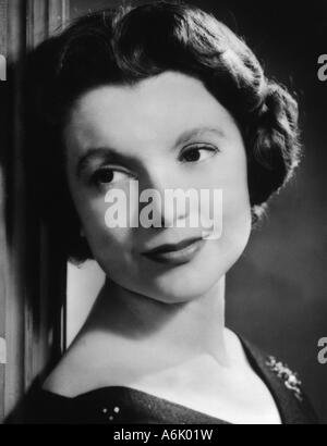 SYLVIA PETERS UK attrice che era un presentatore di continuità per la BBC tra il 1947 e il 1958 Foto Stock