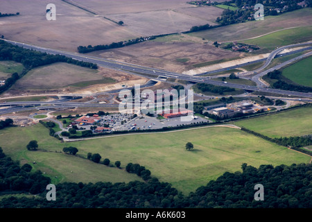 Foto aerea di Chieverly stazione di servizio autostradale sulla M40 Foto Stock