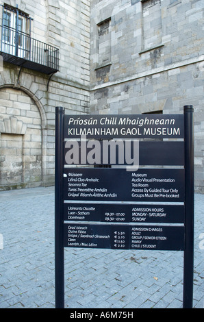 Segno di ingresso a Kilmainham Gaol Historical Museum in Dublino Irlanda Foto Stock