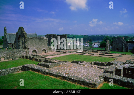 Xii secolo Abbazia Benedettina St Dogmaels vicino Cardigan, Dyfed Galles. Regno Unito. Foto Stock