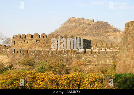 Xiii secolo Daulatabad (Deogiri) Fort nei pressi di Aurangabad sul Deccan Plateau, Maharashtra, India Foto Stock