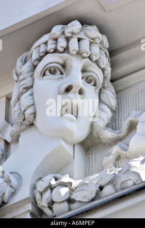 Scultura su opera house in Ucraina Foto Stock