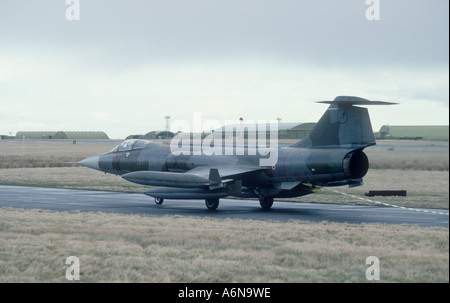 F-104 Starfighter della aeronautica militare italiana. GAV 2281-238 Foto Stock