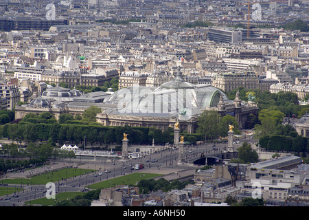 Grand Palais Parigi Francia accanto al fiume Senna Foto Stock
