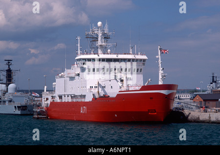 HMS Endurance - hydrographic survey e ricerche antartiche nave - ha ospitato la Regina per 2005 Revisione della flotta nel porto di Portsmouth Foto Stock