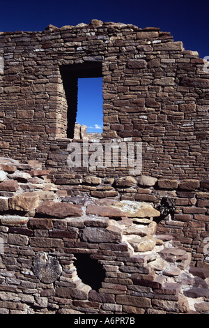 Rovine Pueblo del Arroyo, Chaco Culture National Historical Park, Nageezi, Nuovo Messico, STATI UNITI D'AMERICA Foto Stock