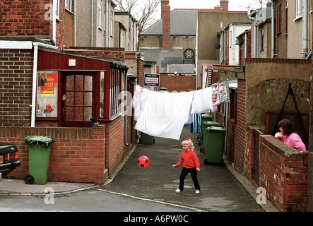 Torna alla scatola posteriore con Tony Blair S SEDGEFIELD RESIDENCE IN BACKGROUND DURANTE LE ELEZIONI NEL REGNO UNITO PIC da John ROBERTSON Foto Stock