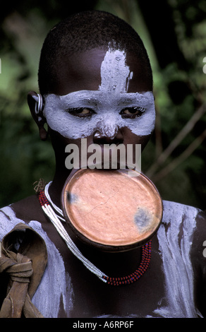 Africa, Etiopia, Murle Regione, Surma Tribesmen, piastra a labbro Foto Stock