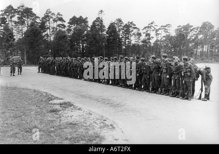 Eventi, dopoguerra, occupazione, zona di occupazione britannica, arrivo di soldati danesi a Jacker Baracks, 25.6.1947, Foto Stock