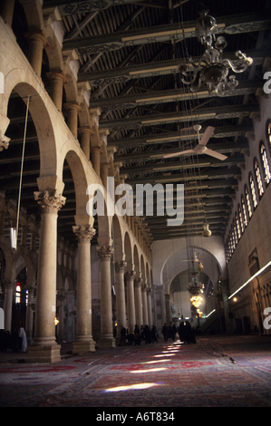 La siria Damasco all'interno della moschea degli omayyä di santuario di San Giovanni Battista Foto Stock