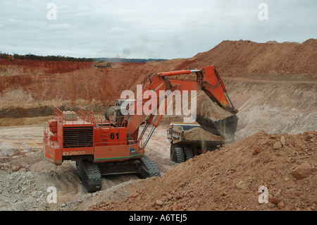 Escavatore, cancellazione, sovraccaricare, centrale, Queensland, aprire, tagliare il carbone, miniera Foto Stock