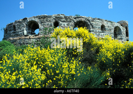 Il vecchio castello genovese in Istanbul vicino al Bosforo Foto Stock