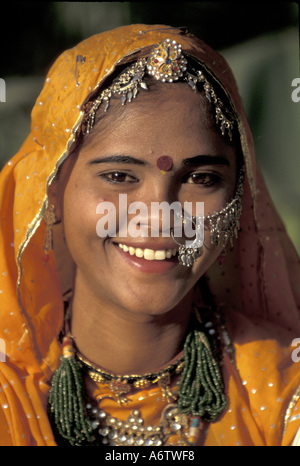 India Rajasthan, Jaipur, Rajasthani ballerini folk, Rambagh Palace, (MR) Foto Stock