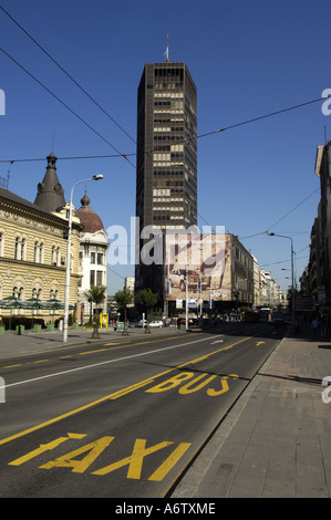 Beograd, ufficio edificio Beogradjanka dall architetto Branko Pesic Foto Stock