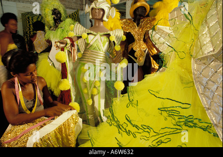 Preparazione per la sfilata delle Scuole di Samba Il Carnevale di Rio de Janeiro in Brasile Foto Stock