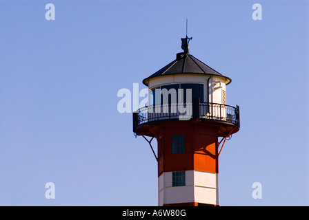 Vecchio faro al fiume Elba, Altes Land Area vicino ad Amburgo, Bassa Sassonia, Germania Foto Stock