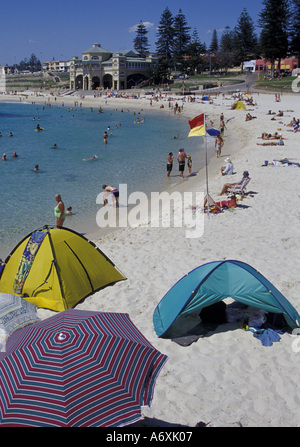 Australia, Western Australia Perth. Famoso Cottesloe Beach Foto Stock