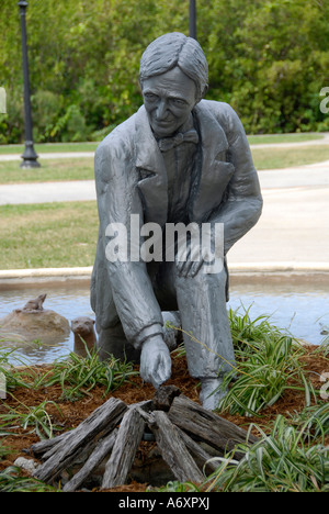 Raro amici statua di Henry Ford Thomas Edison e Harvey Firestone in Centennial Park downtown Ft Fort Myers Florida F Foto Stock