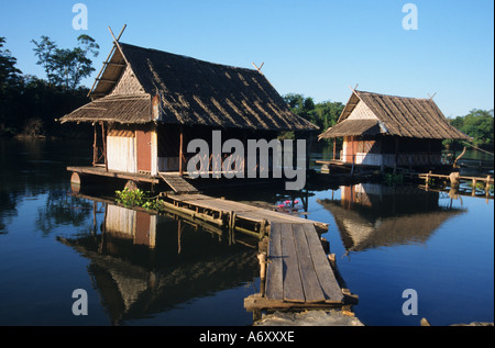 Ponte sul Fiume Kwai Thailandia Thai TRENO Ferrovia guerra Foto Stock