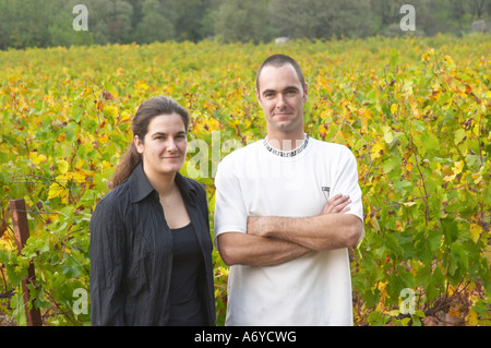 Stephanie e Olivier Ponson Mas de Perry, Mas Nicot. Terrasses de Larzac. Languedoc. Proprietario viticoltore. La Francia. L'Europa. Foto Stock